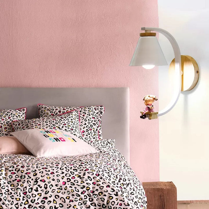 Skørter | Cone-shaped Shade Wall Lamp with Small Children 1 Light Children Resin Wall Light for Nightstand