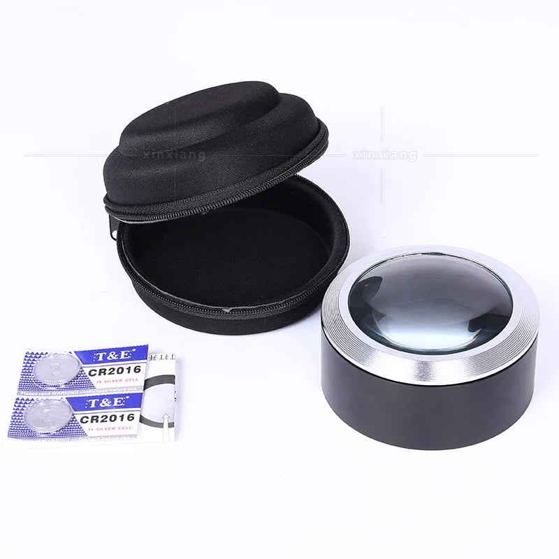 Lisslune | LED Reading Magnifier