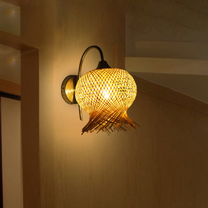 Skørter | Bamboo Hand Woven Wall Light Asia 1 Head Wall Mount Lamp in Flax with Metal Goose Neck Arm