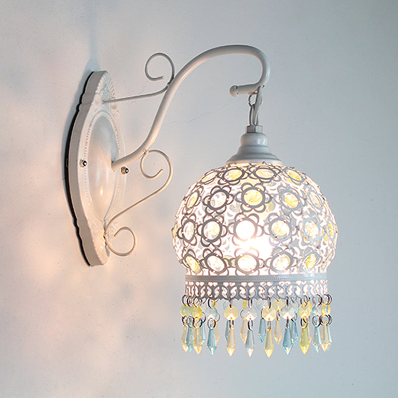 Skørter | Traditional Dome Wall Sconce Lamp 1 Bulb Metal Wall Mount Light in White/Pink/Orange for Living Room
