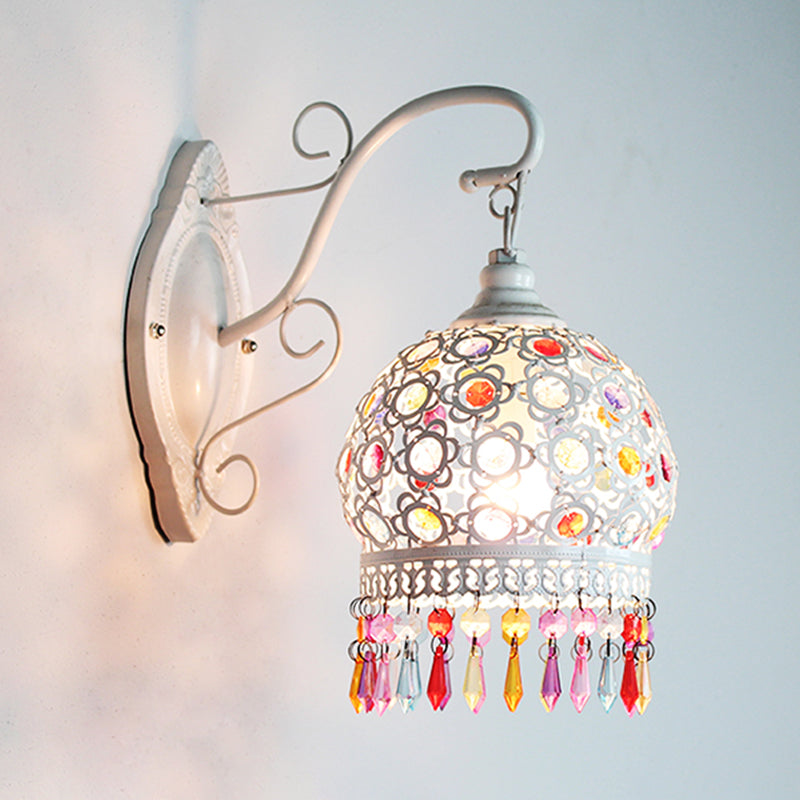 Skørter | Traditional Dome Wall Sconce Lamp 1 Bulb Metal Wall Mount Light in White/Pink/Orange for Living Room
