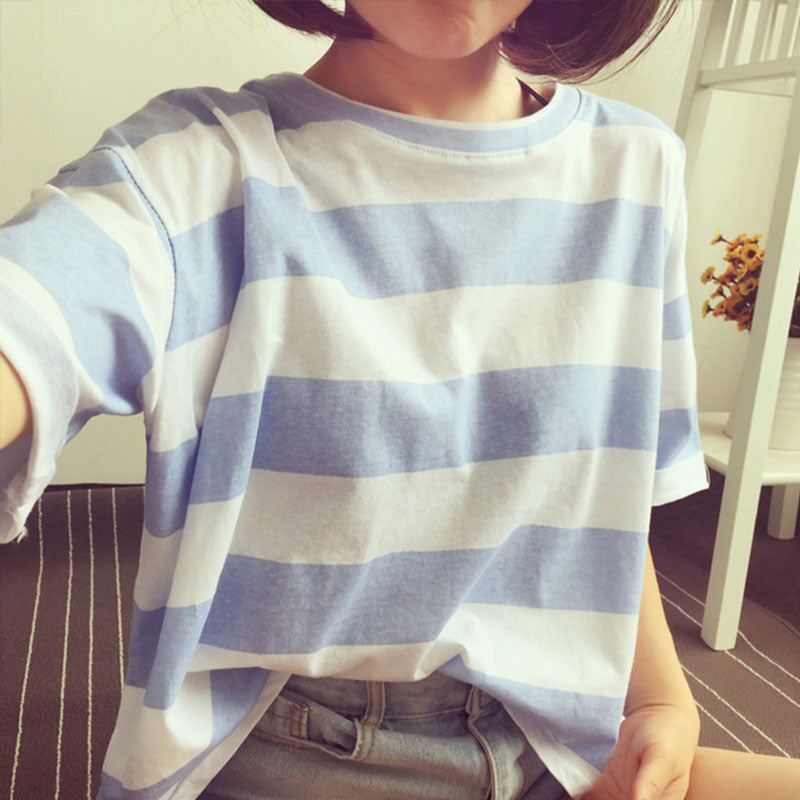 Women's striped oversized T-shirt made of lightweight cotton blend Lisslune