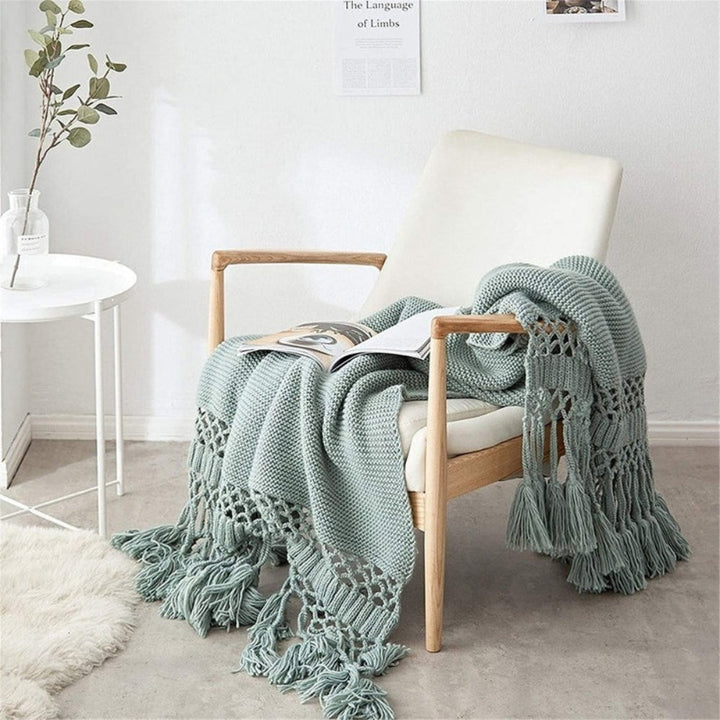 Lisslune | Snug Knit Woven Tassel Blanket