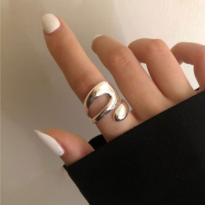 Lisslune | Drop Hoops Ring