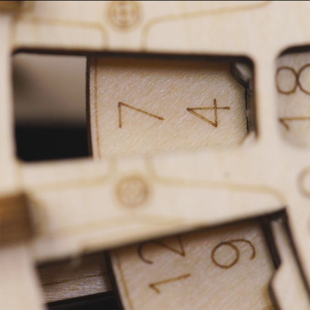 Lisslune | Eternal Calendar Wooden Puzzle