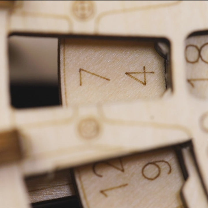 Lisslune | Eternal Calendar Wooden Puzzle