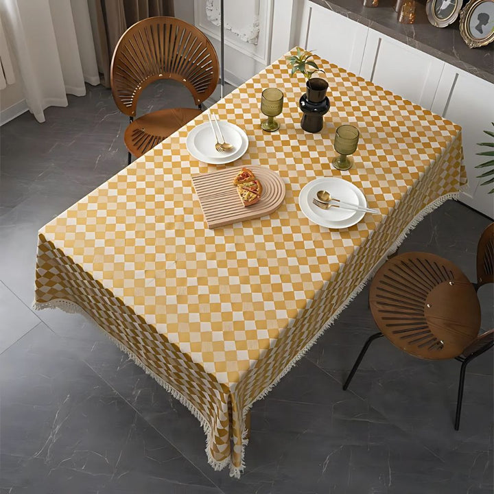 Lisslune | Heritage Checkered Tablecloth
