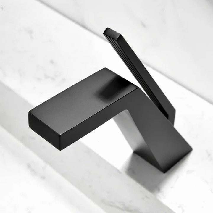 Lisslune | Streamline Bathroom Faucet