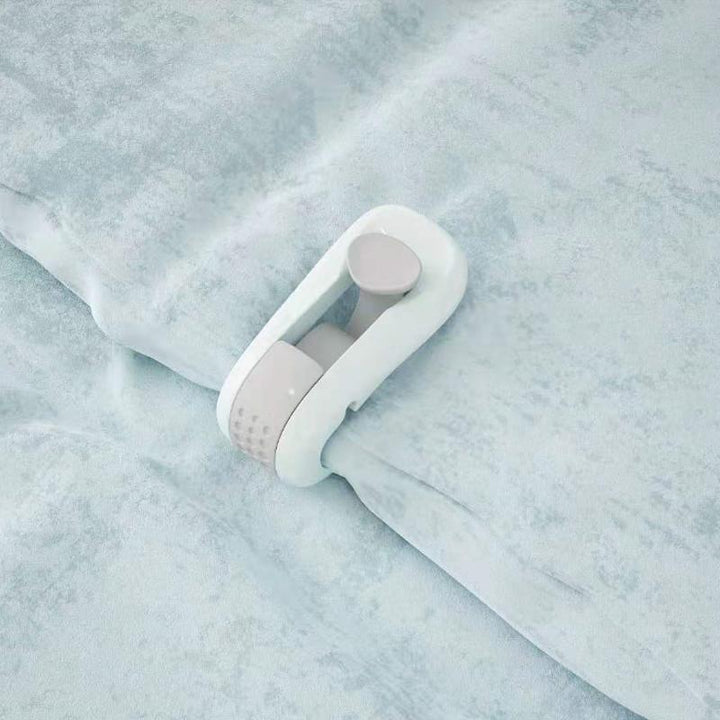 Lisslune | Quilt Holder Duvet Clip
