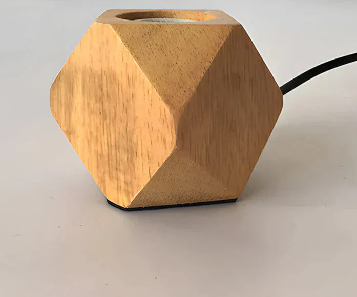 Lisslune | GeoLume – Table lamp with faceted geometric wooden base