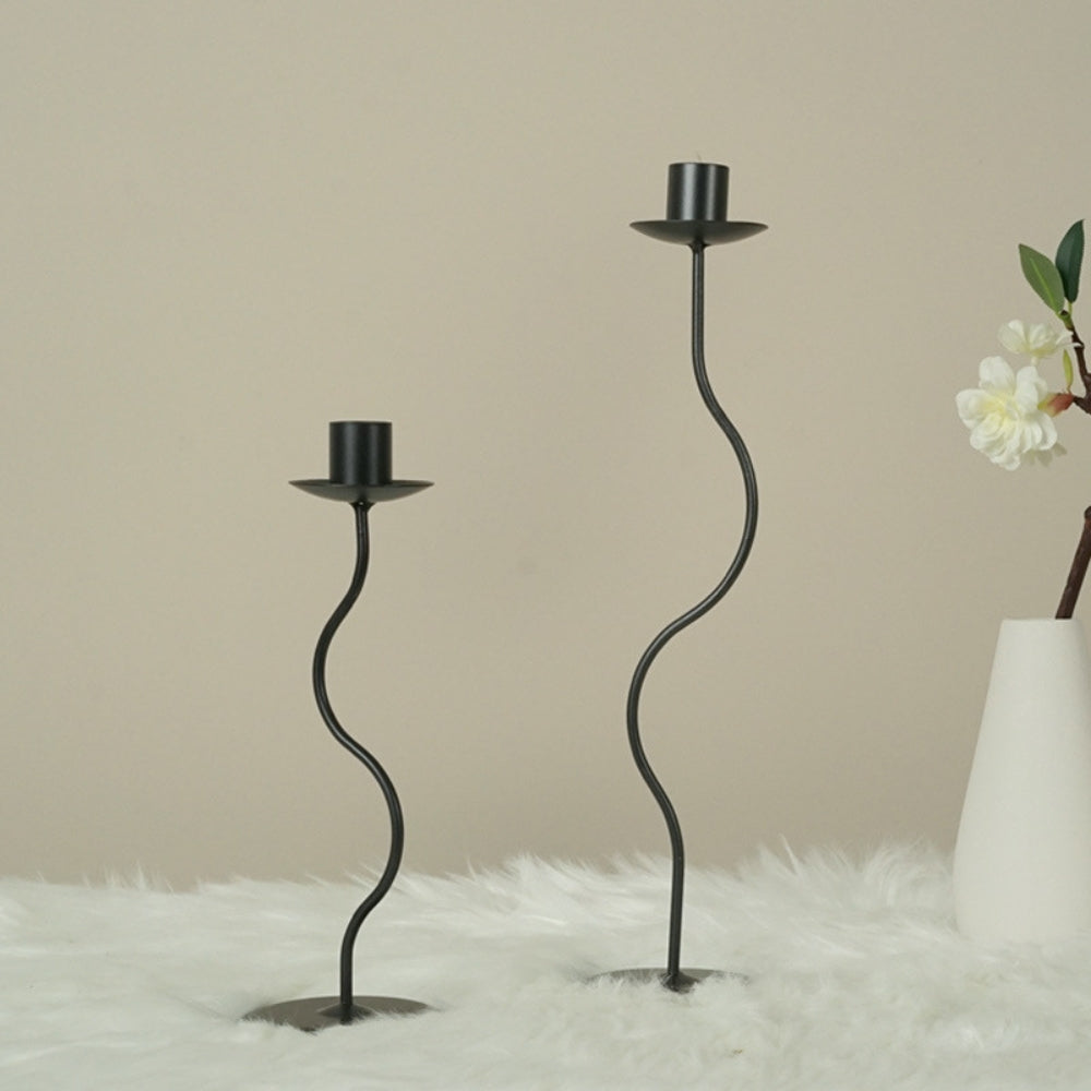 Lisslune | Sculpted Wavy Iron Candle Holder