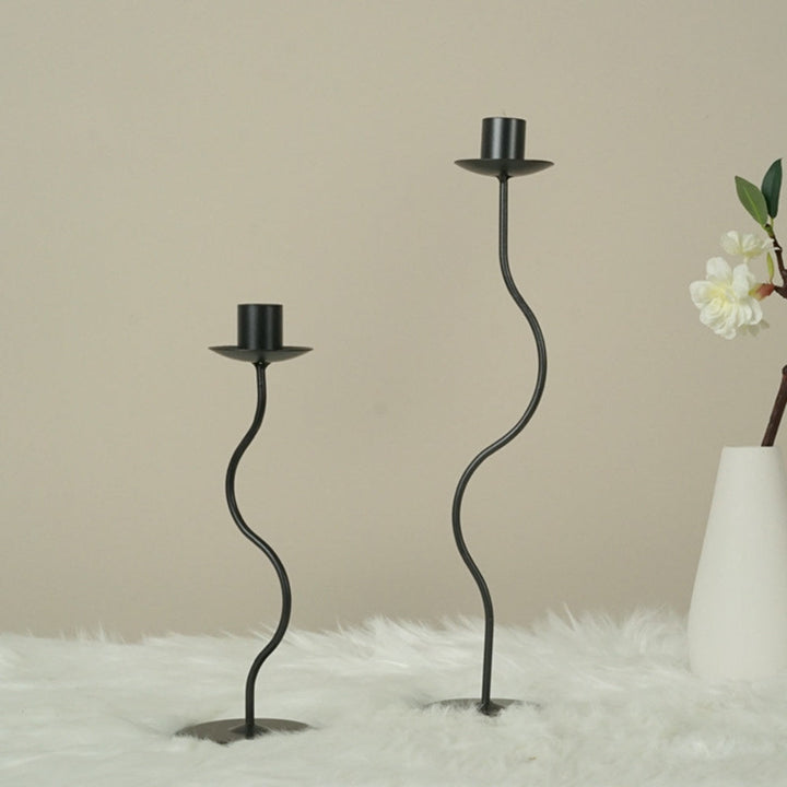 Lisslune | Sculpted Wavy Iron Candle Holder