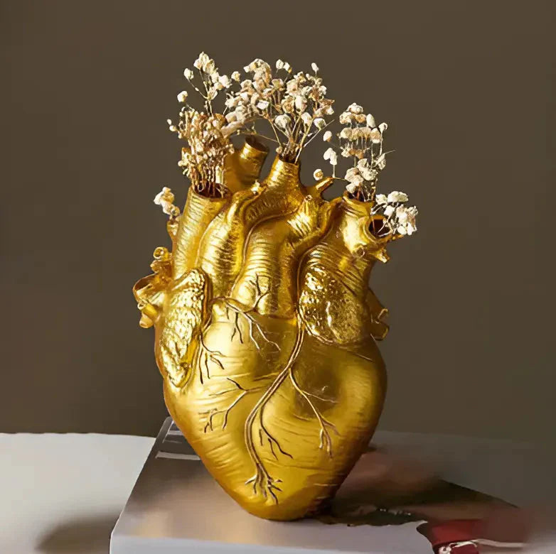 Lisslune | Greek inspired heart vase