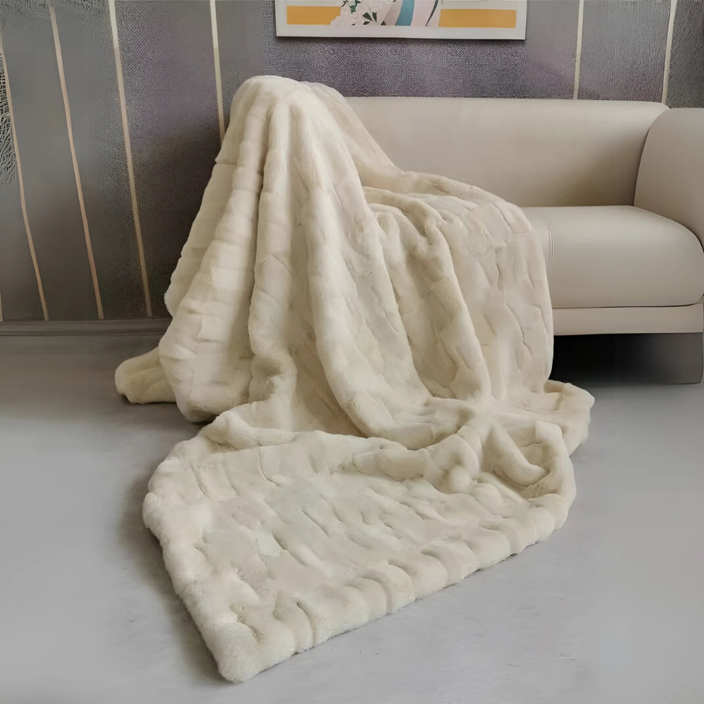 Lisslune | Heavenly Retreat Synthetic Fur Blanket