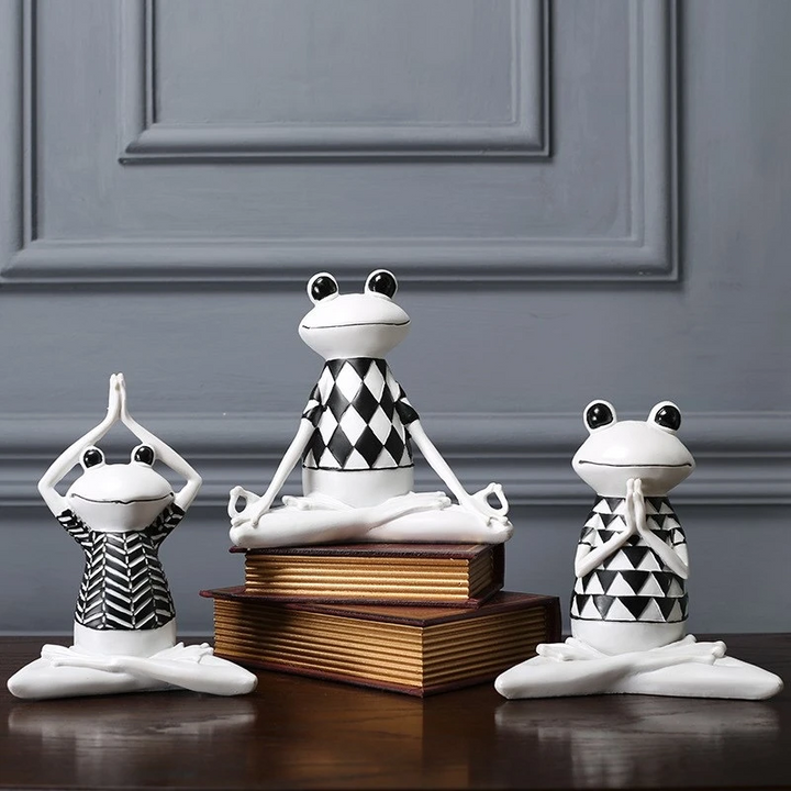 Lisslune | FunkyFrogs – Funny frog figures in playful poses