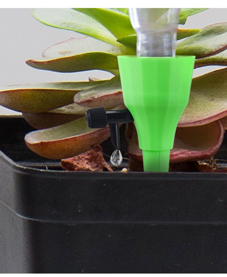Lisslune | Plant water spike for bottles – Automatic drip irrigation for garden plants