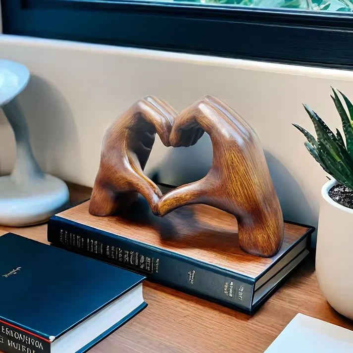 Lisslune | HeartGlow Handmade Symbol of Love