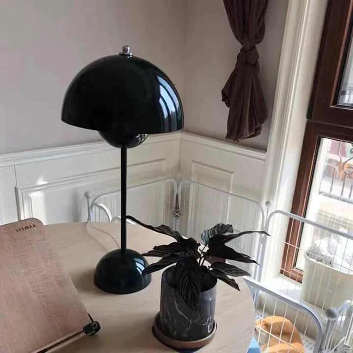 Lisslune | Modern table lamp