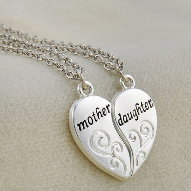 Lisslune | Mother and Daughter Heart Necklace