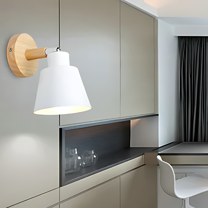 Lisslune | ScandiLamp | Minimalist LED Wall Lamp in Scandinavian Design