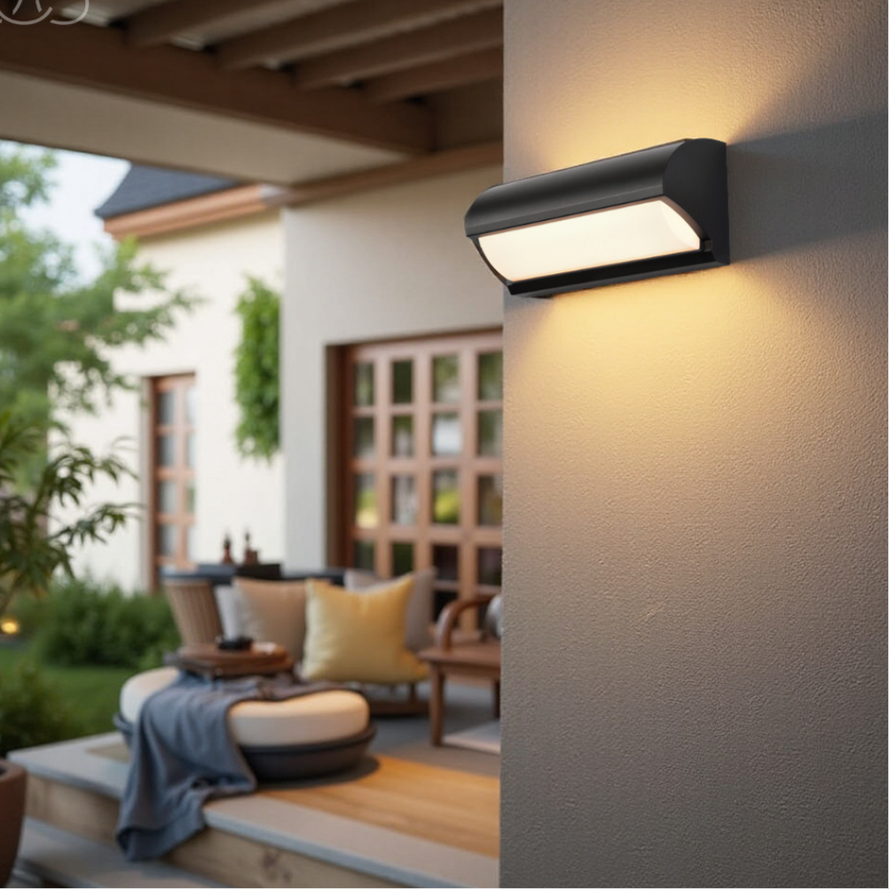 Lisslune | Modern Black Outdoor LED Wall Light – Weatherproof Warm Lighting for Garden, Patio & Entryways