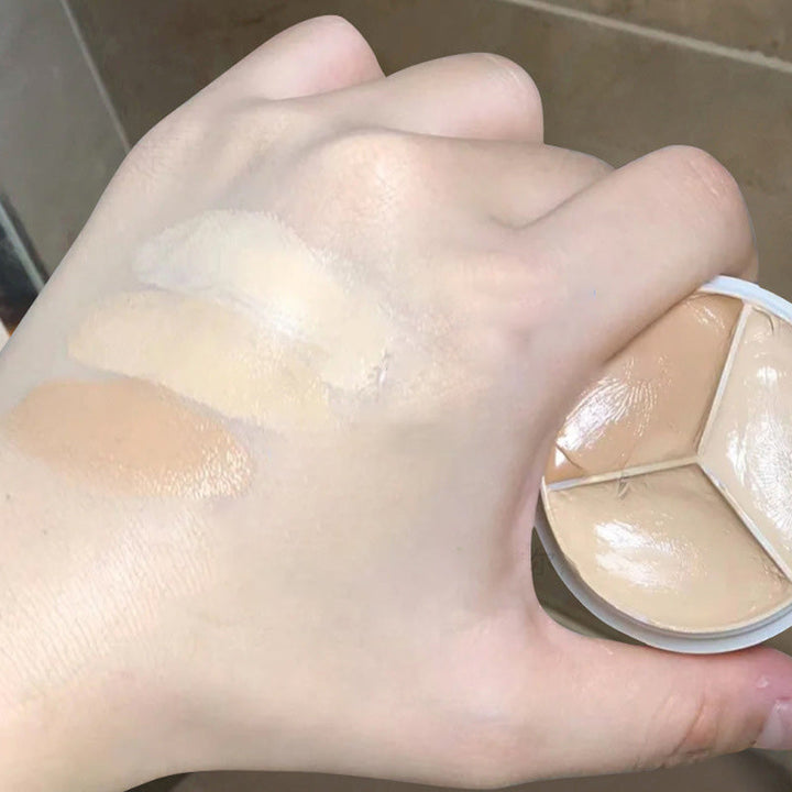 Lisslune | Tri-Color Multi-Purpose Concealer
