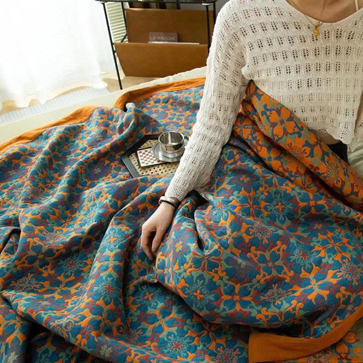 Lisslune | & Blue Pattern Six-layer Cotton Quilt - TerraLoom