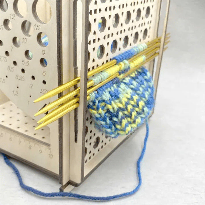 Lisslune | All-in-one wood yarn bowl - Multifunctional knitting tool