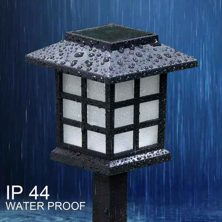 Lisslune | LuminaQuad - Solar LED garden lamp