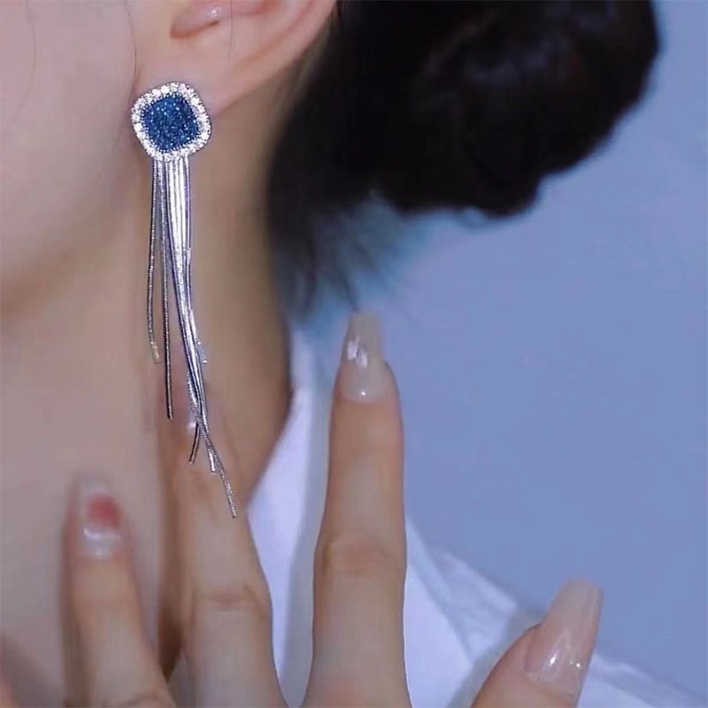 Lisslune | Long Tassel Earrings
