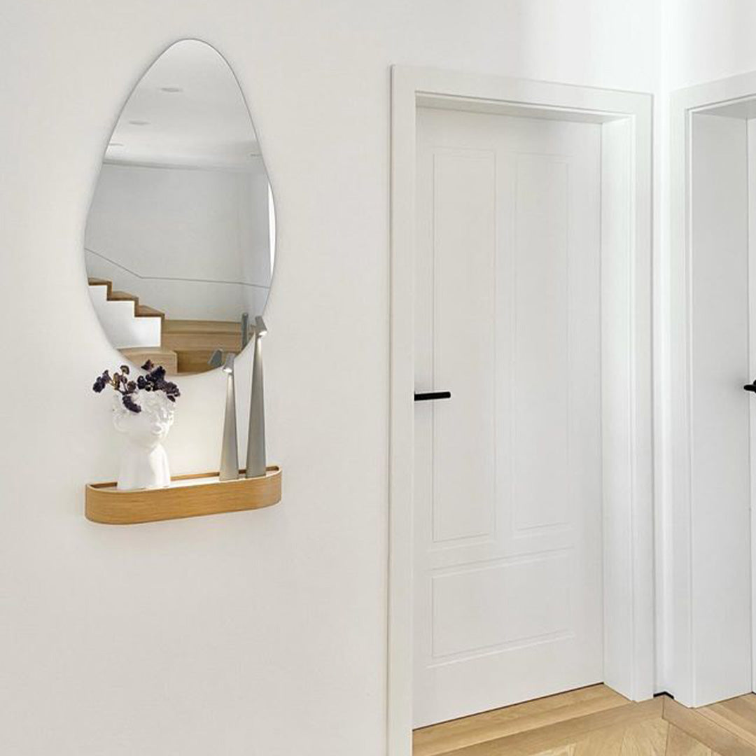 Lisslune | Light Master | Rechargeable Table Lamp | Stylish and Functional | Sustainable | Mood Lighting