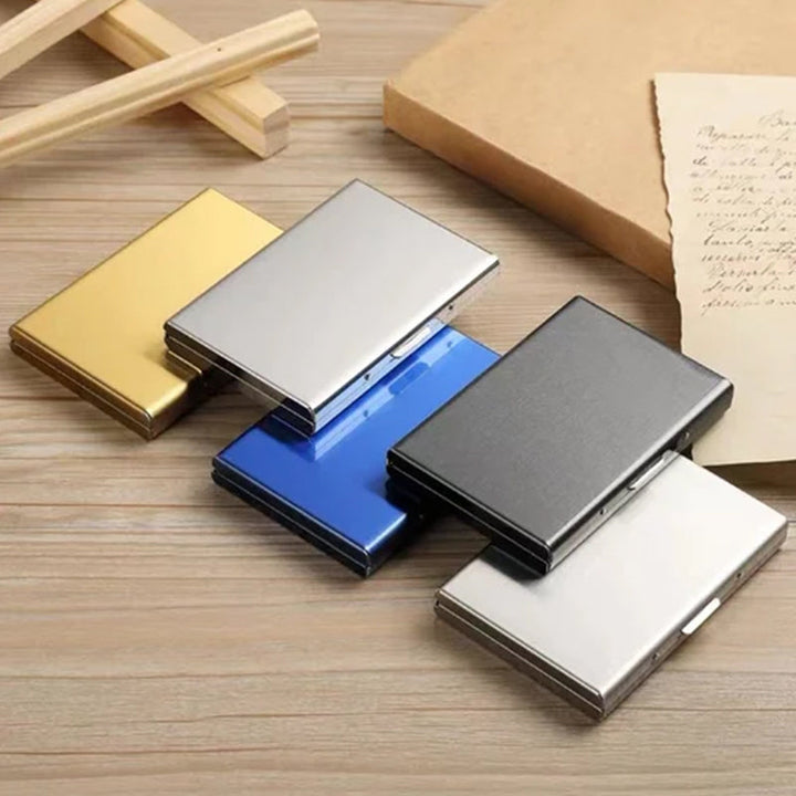Lisslune | Ultral thin card case with theft and demagnetization protection