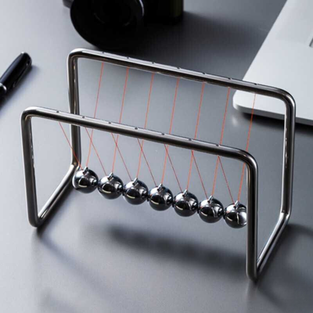 Lisslune | Silver Newton Pendulum Balance Balls Desk Toy