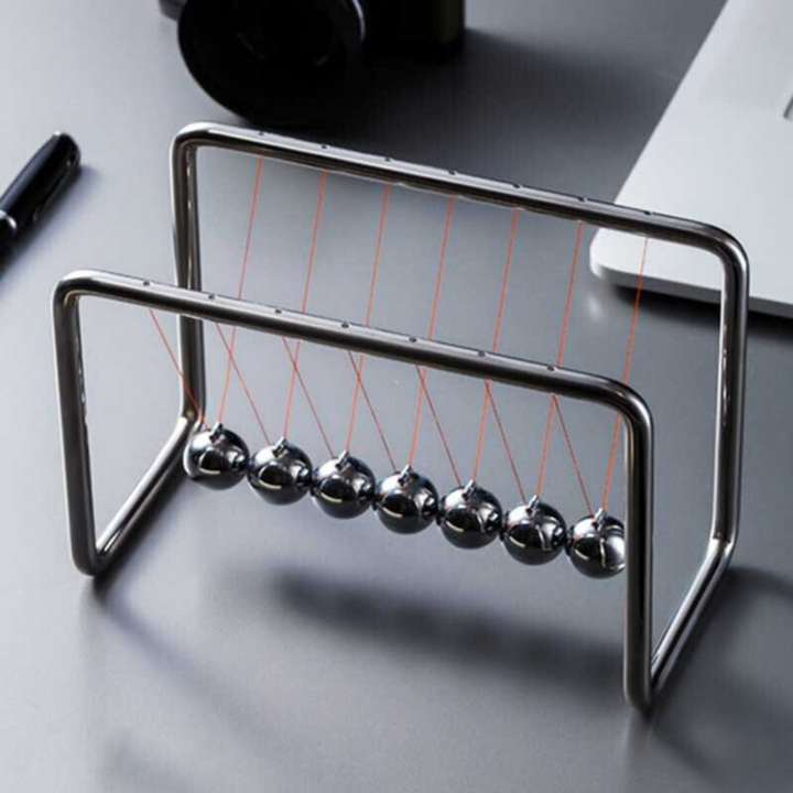 Lisslune | Silver Newton Pendulum Balance Balls Desk Toy