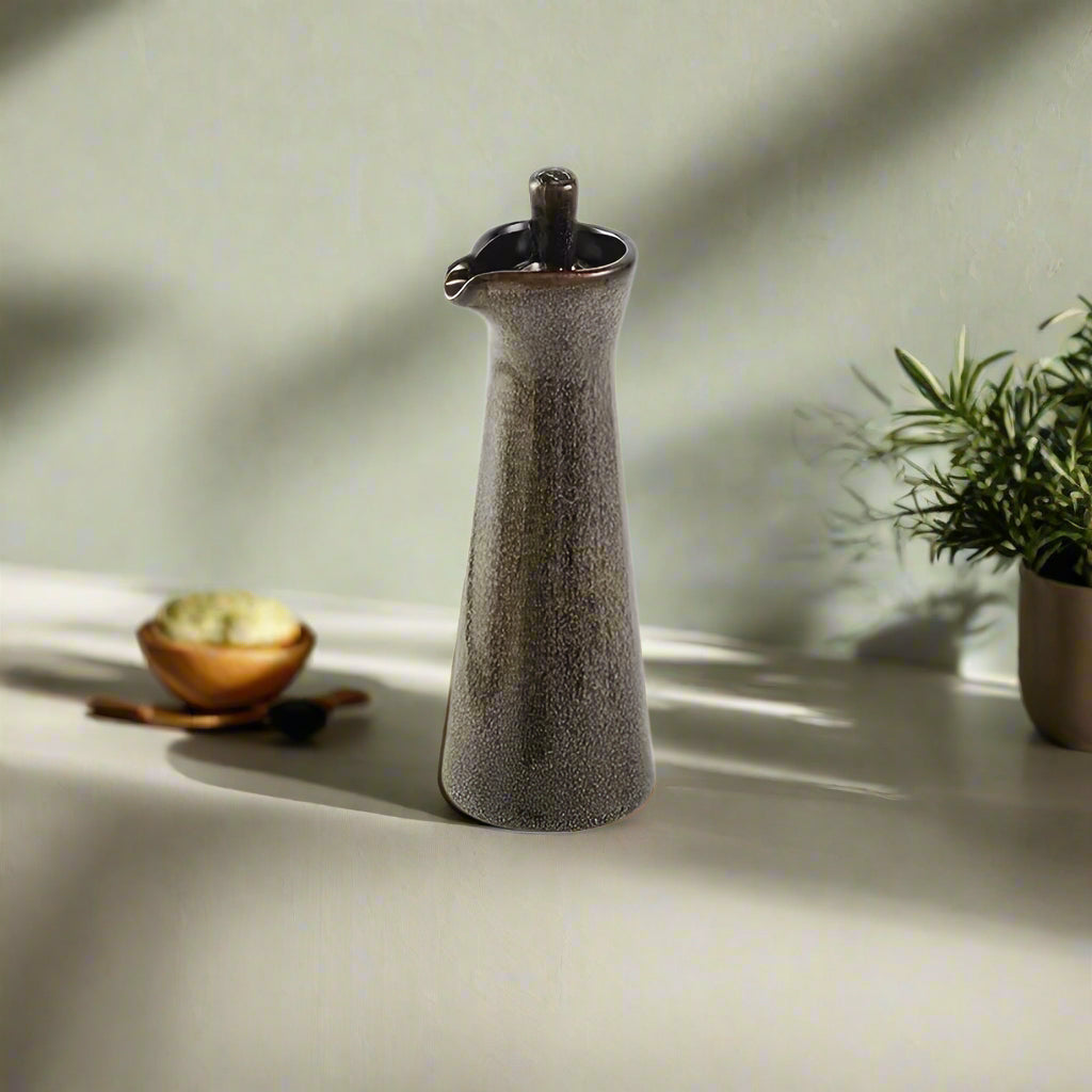Lisslune | Japanese-Inspired Ceramic Condiment Bottle