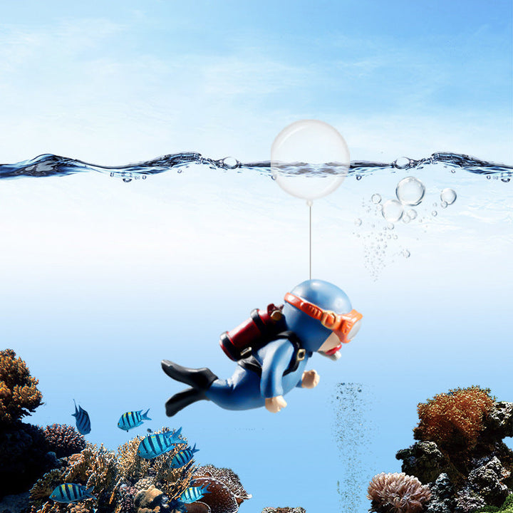 Lisslune | Floating Diver - Aquarium Ornament
