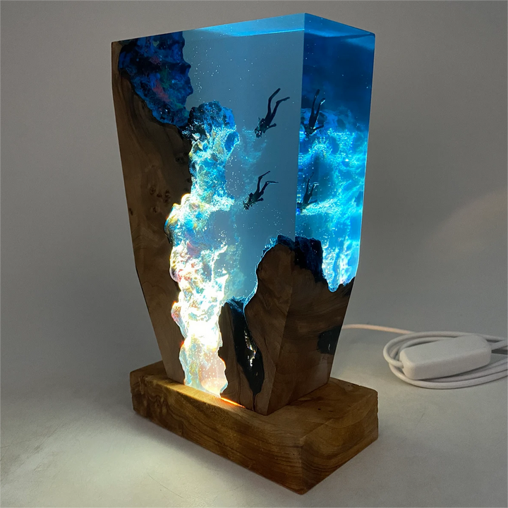Lisslune | Abyss Aurora: Dive into illuminated depths