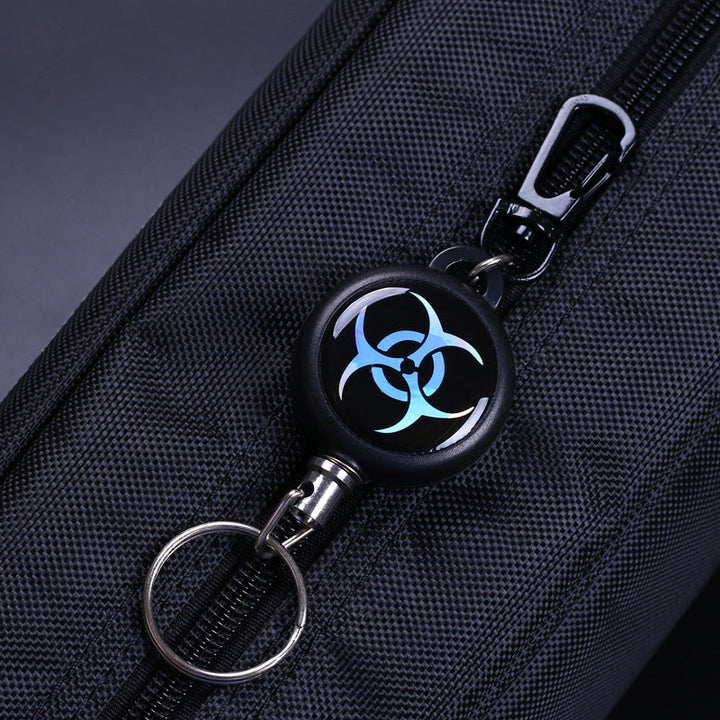 Lisslune | Keychain with retractable wire cable