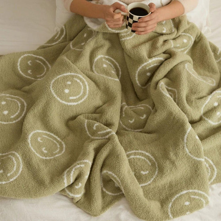 Lisslune | Smiley Face Plush Blanket