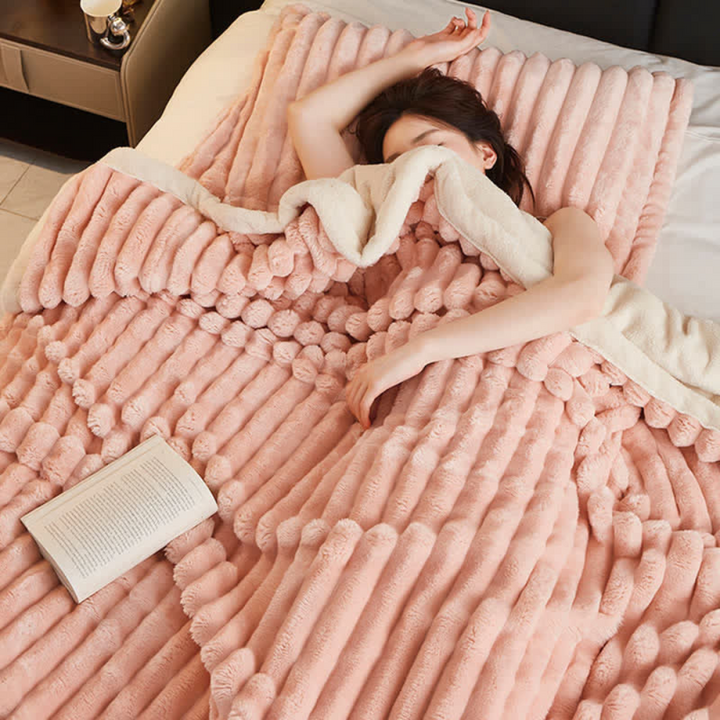 Lisslune | Snuggly Synthetic Fur Fleece Blanket