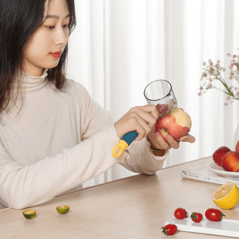 Lisslune | Multifunctional Peeler with Storage Box