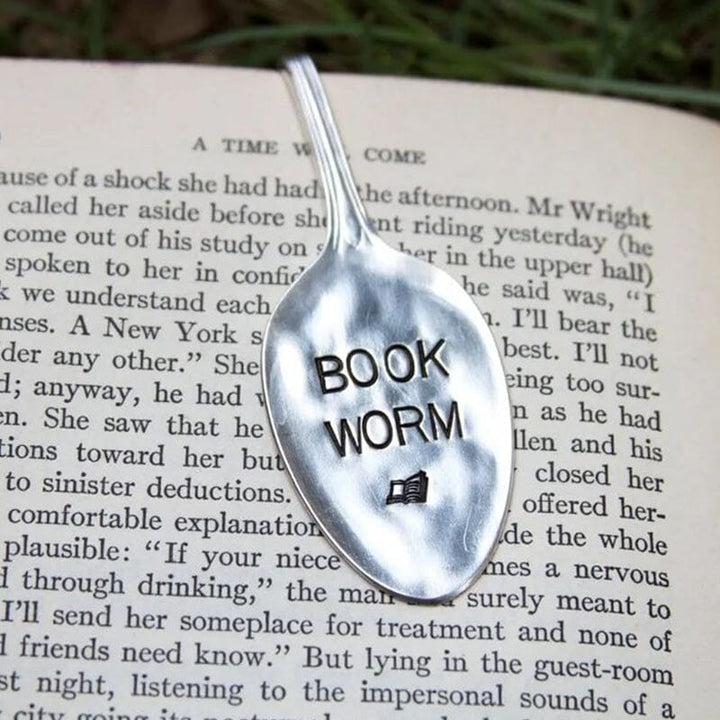 Lisslune | Funny Spoon Bookmark - perfect gift for a bookworm