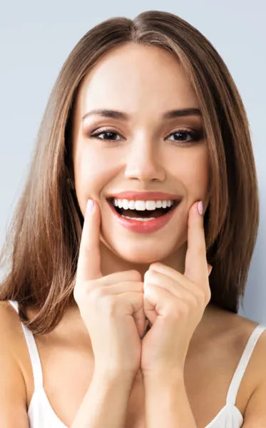 Lisslune | On Smile Veneers (Upper and Lower Jaw included)