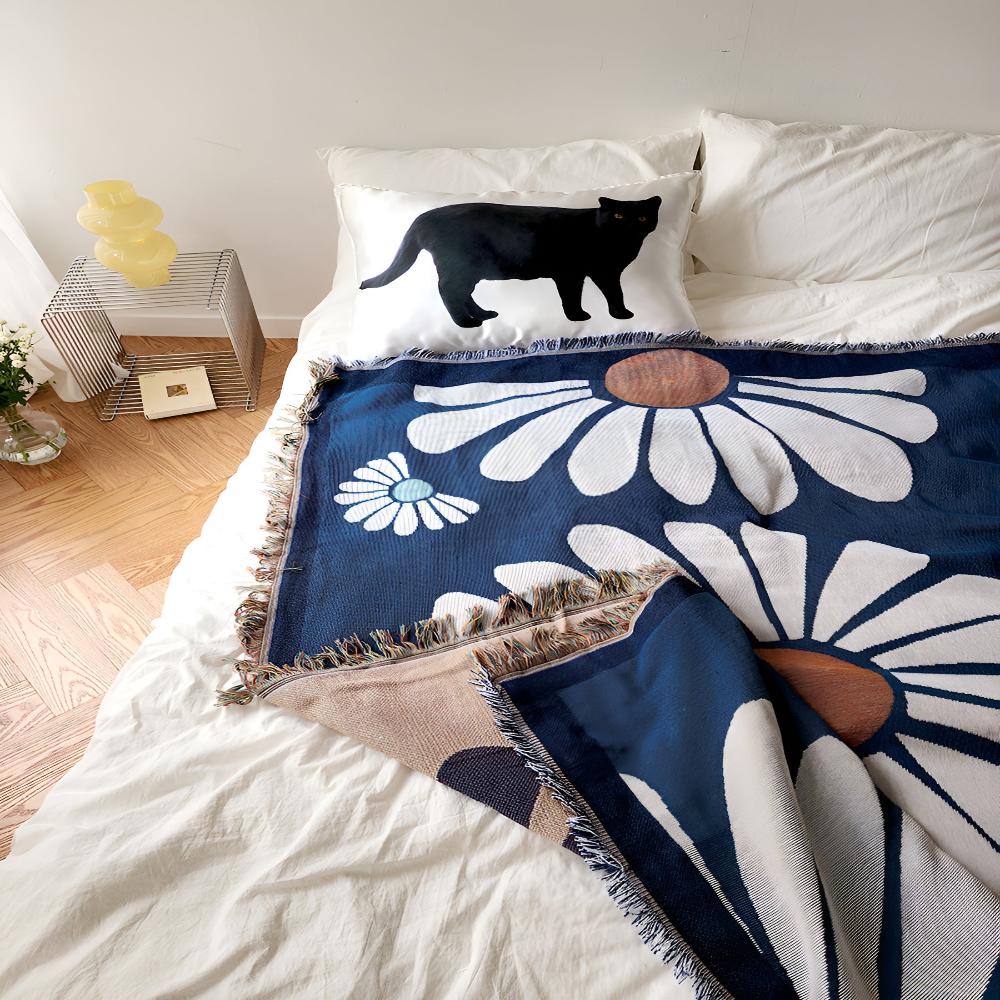 Lisslune | Cozy Daisy Woven Throw