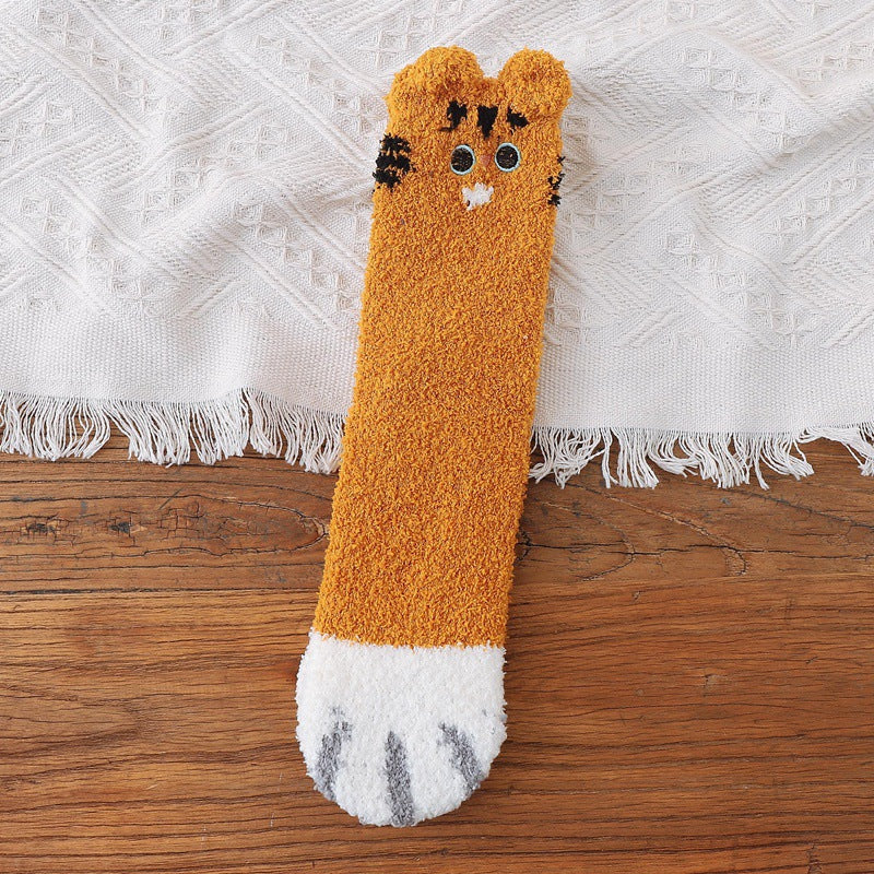 Lisslune | Fuzzy Socks with Cat Paws
