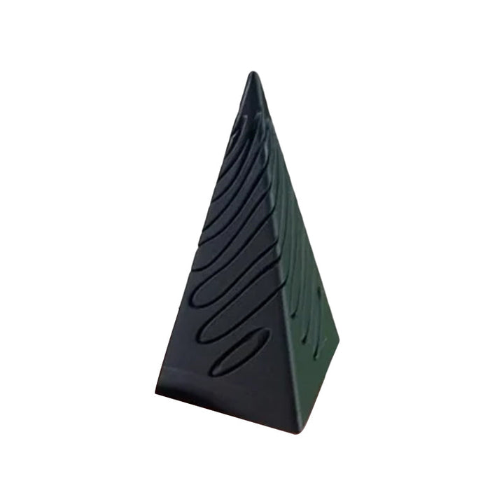Lisslune | Impossible Pyramid Passage Sculpture