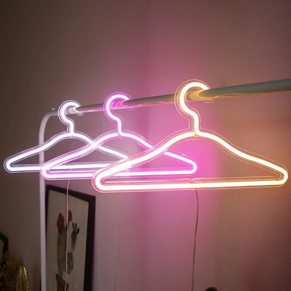 Lisslune | LumaHook – Stylish illuminated hangers for easy wardrobe navigation