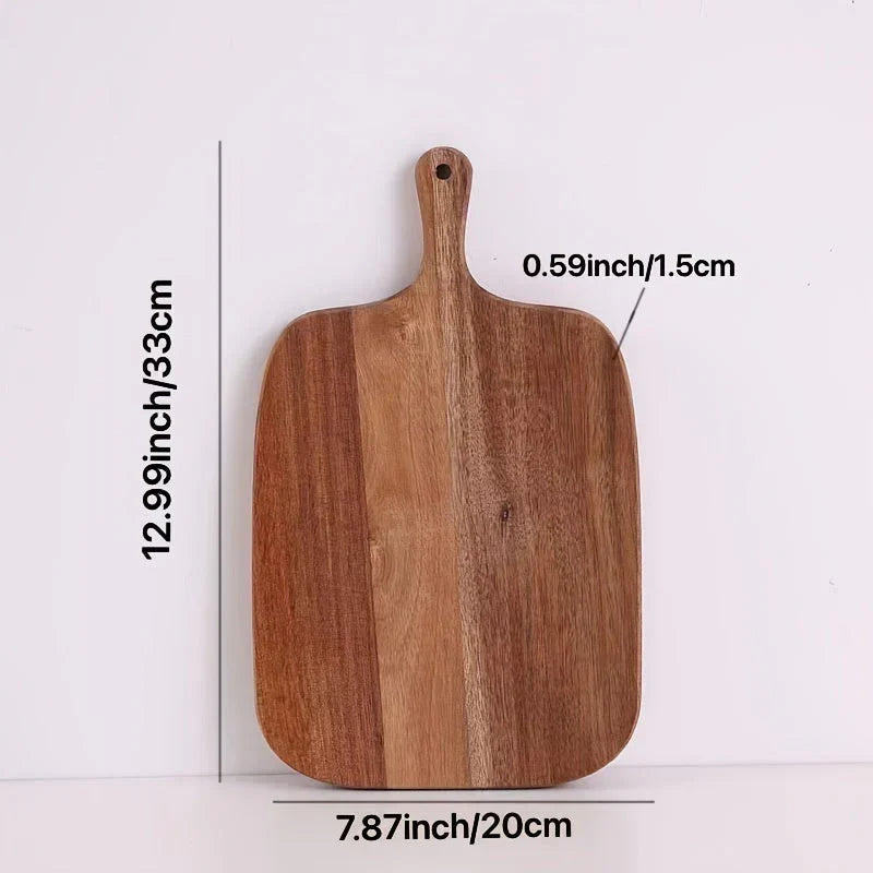 Lisslune | ChopMaster - Elegant wooden cutting board for versatile use in the kitchen