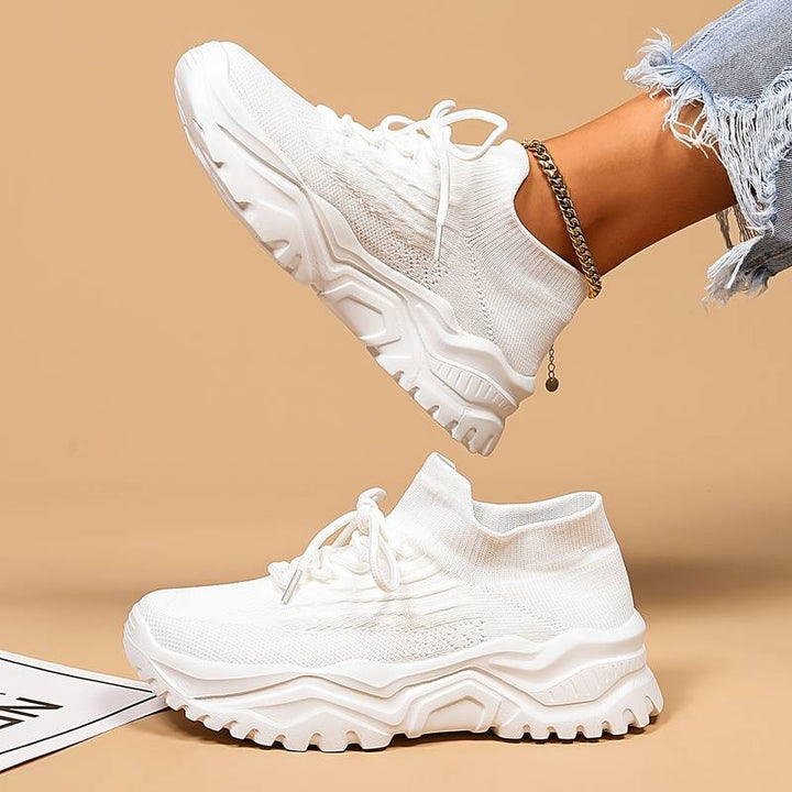 Lisslune | Orthopedic shoes with additional support for the feet