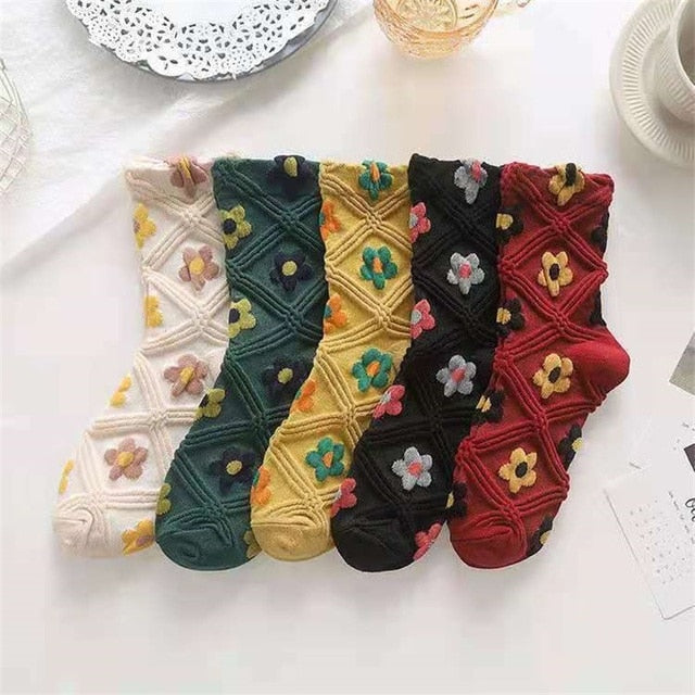 Lisslune | 5 Pair Vintage Flower Embroidery Socks